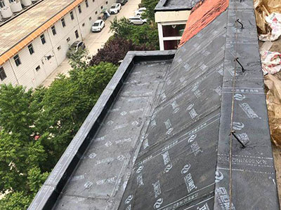 太倉蘇州防水公司：屋面防水卷材的滲漏原因分析與修復